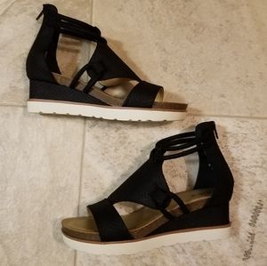 chenay wedge sandal